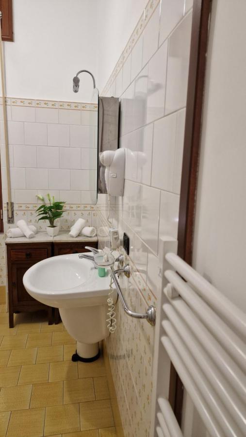 Vittoria Guest House Battipaglia Eksteriør bilde
