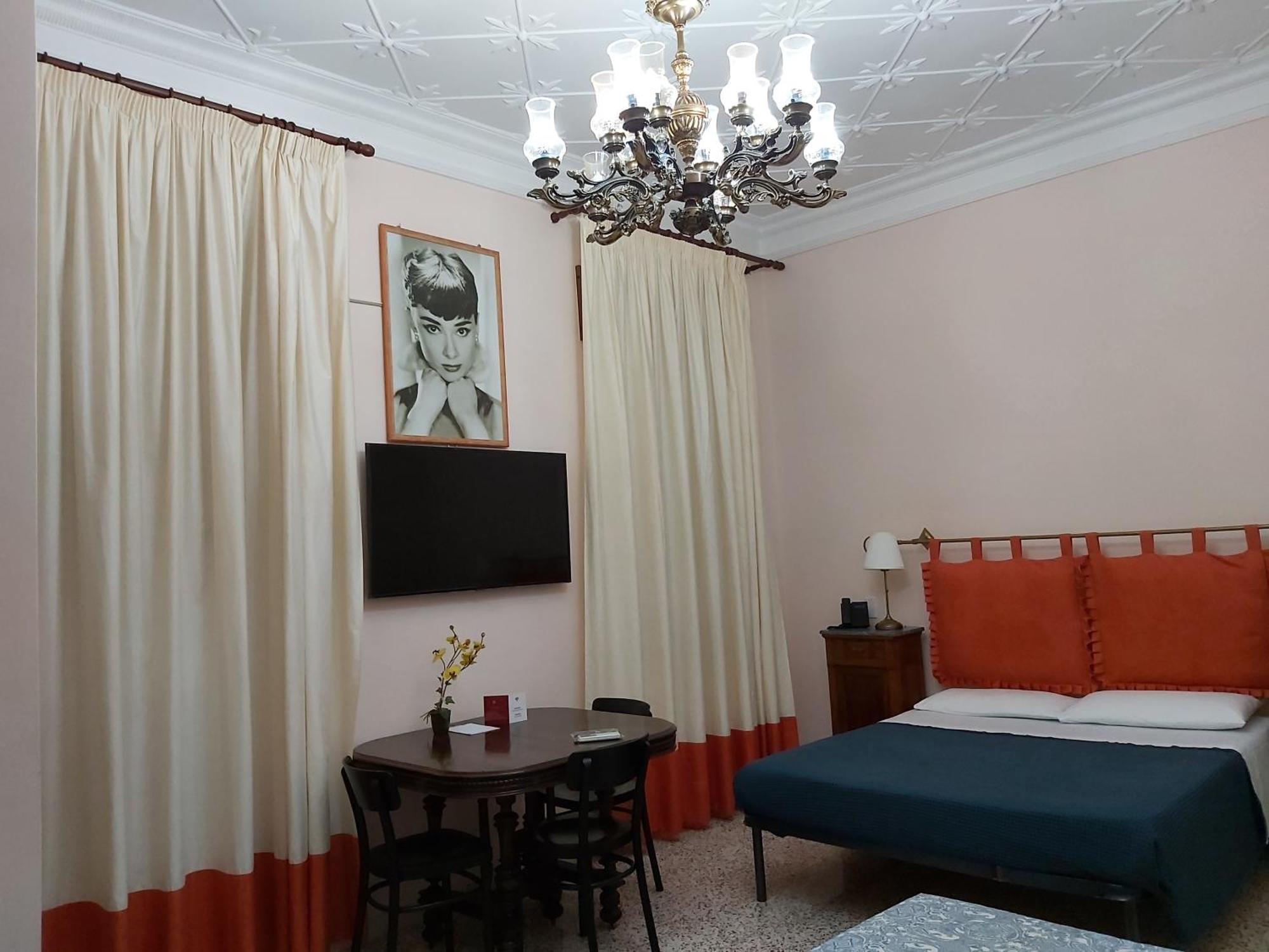 Vittoria Guest House Battipaglia Eksteriør bilde