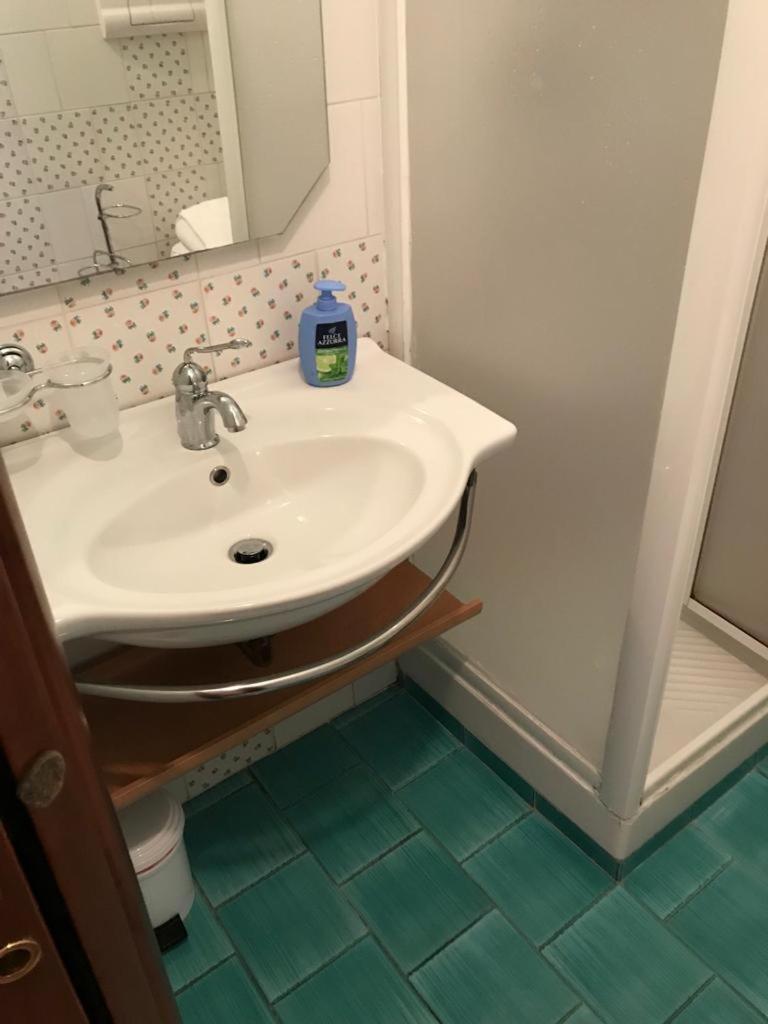 Vittoria Guest House Battipaglia Eksteriør bilde